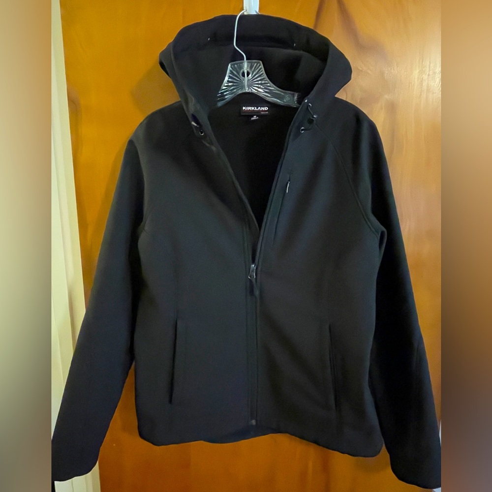 Kirkland rain resistant tech jacket.  Super warm, Sz M